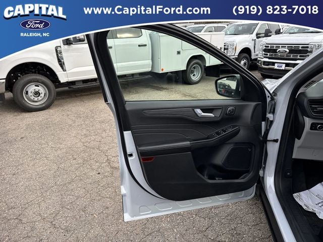 2025 Ford Escape Hybrid Platinum