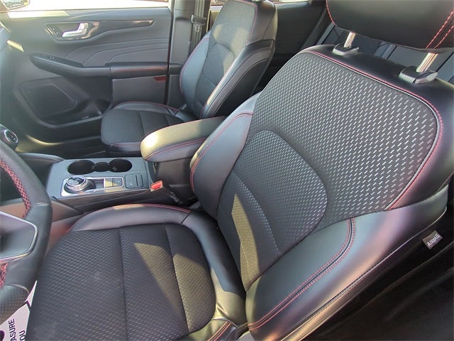 2025 Ford Escape Hybrid ST-Line