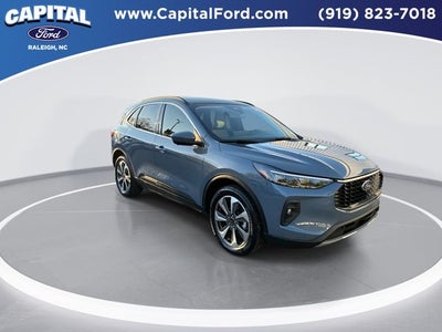 2025 Ford Escape Hybrid Platinum