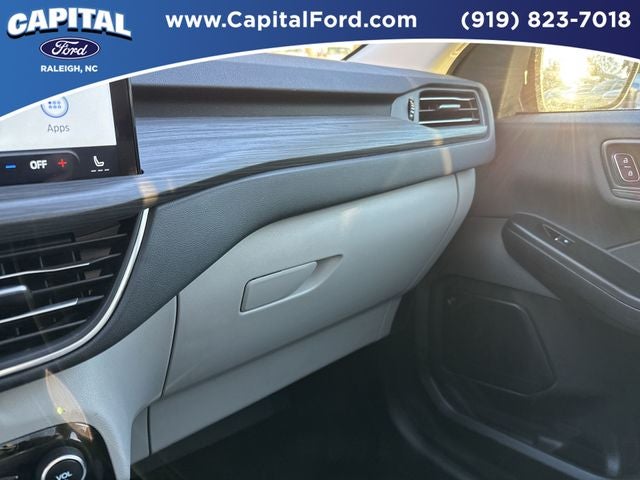 2025 Ford Escape Hybrid Platinum