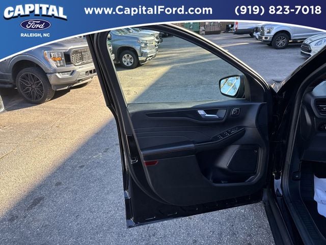 2024 Ford Escape ST-Line Select