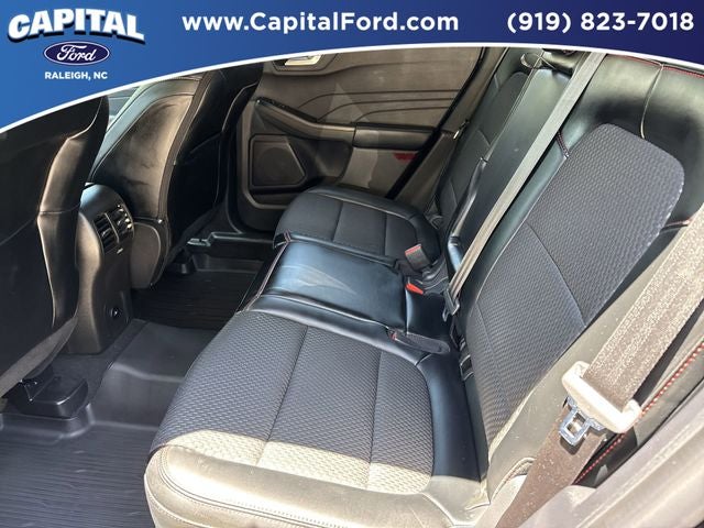 2024 Ford Escape ST-Line Select