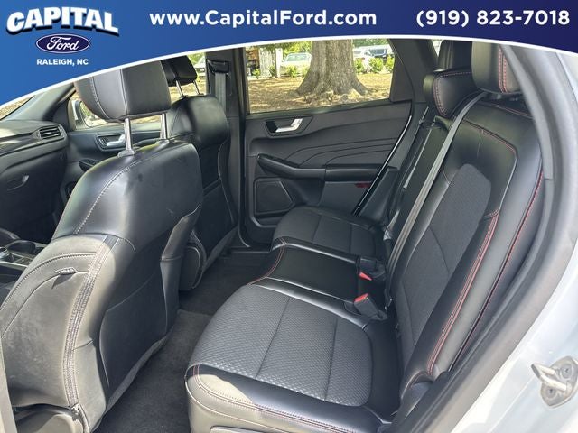 2023 Ford Escape Hybrid ST-Line Select