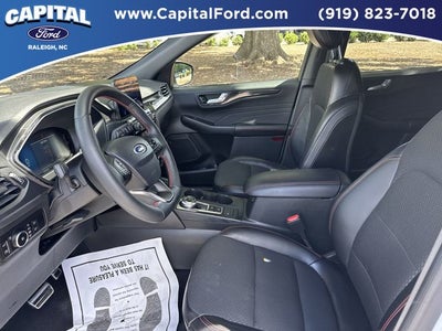 2023 Ford Escape Hybrid ST-Line Select