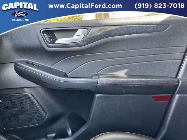 2023 Ford Escape Hybrid ST-Line Select