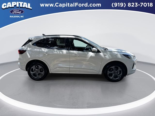 2023 Ford Escape Hybrid ST-Line Select