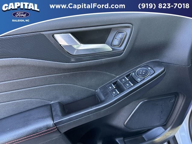 2025 Ford Escape Hybrid ST-Line Select