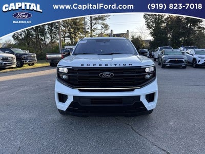 2025 Ford Expedition Platinum