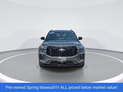 2025 Ford Explorer ST-Line