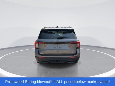 2025 Ford Explorer ST-Line