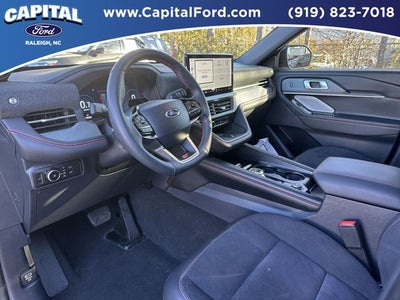 2025 Ford Explorer ST