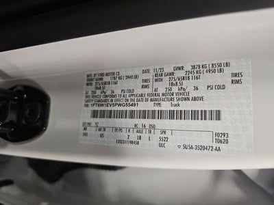 2023 Ford F-150 Lightning XLT