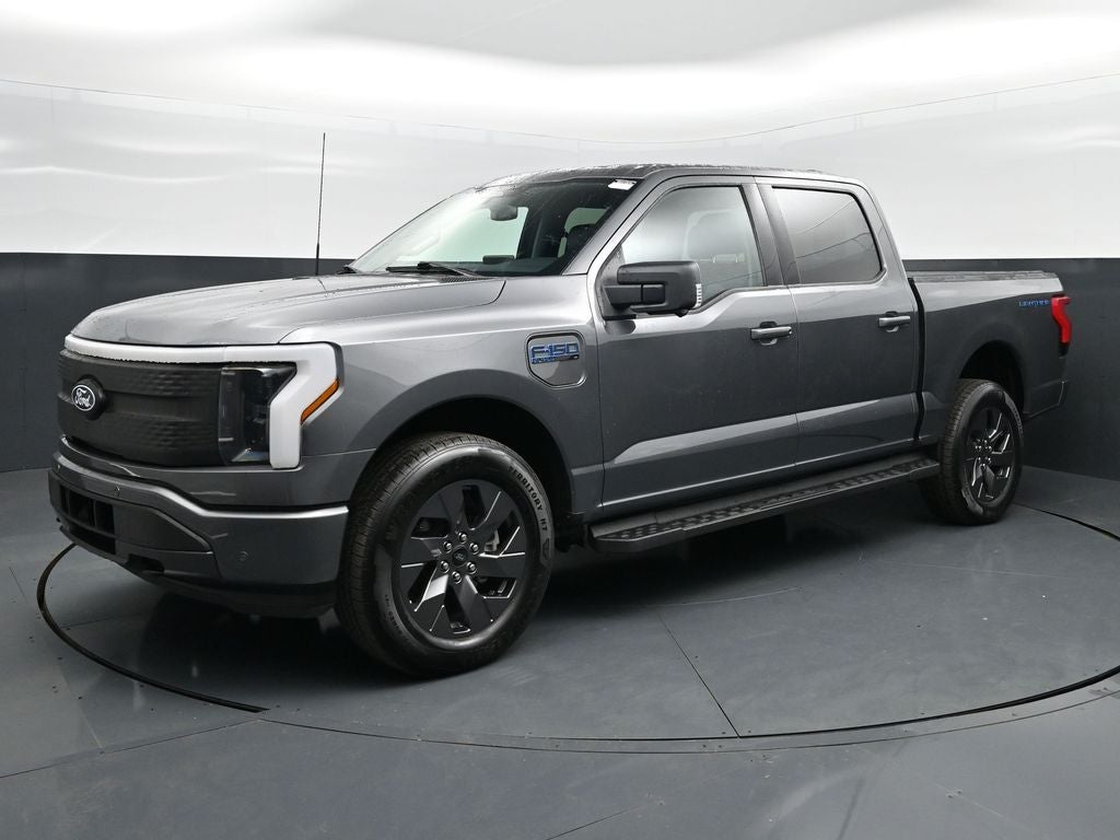 2025 Ford F-150 Lightning Flash