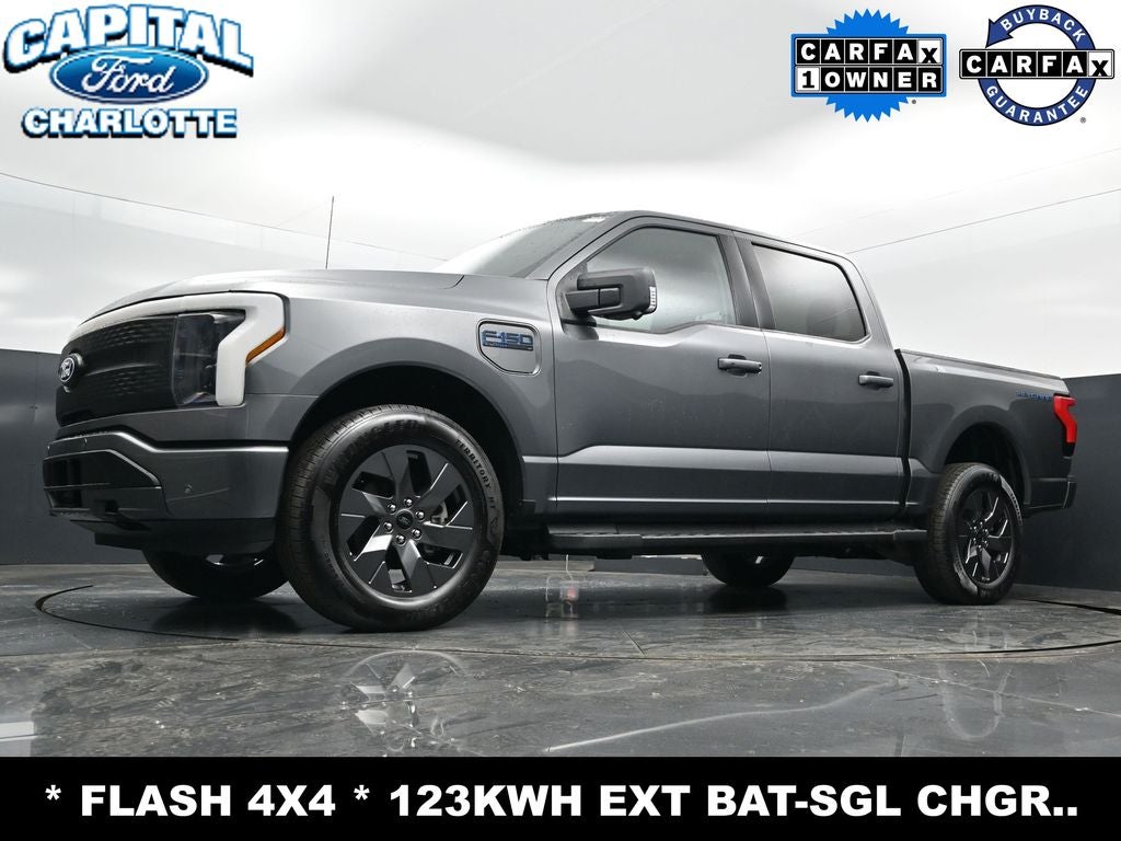 2025 Ford F-150 Lightning Flash