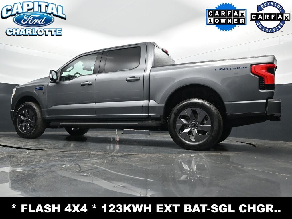 2025 Ford F-150 Lightning Flash