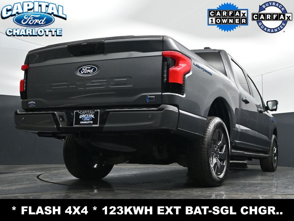 2025 Ford F-150 Lightning Flash