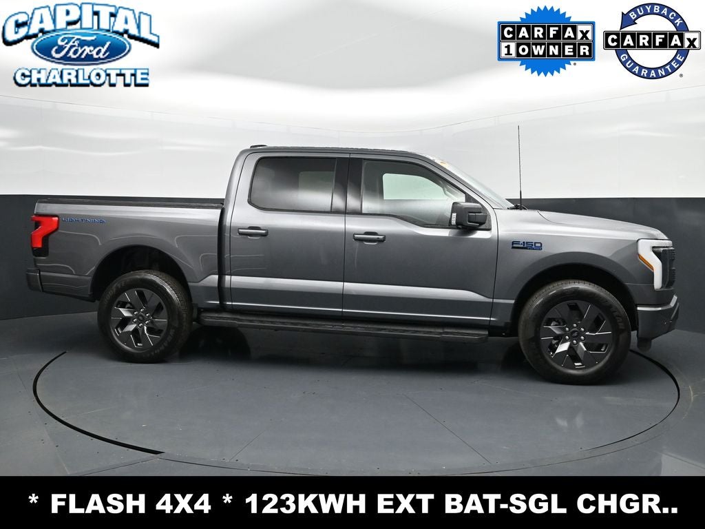 2025 Ford F-150 Lightning Flash