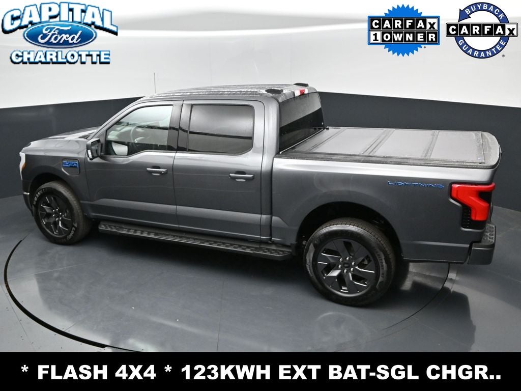 2025 Ford F-150 Lightning Flash