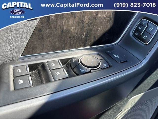 2023 Ford F-350SD Lariat