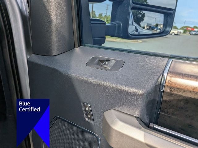 2022 Ford F-350SD Lariat