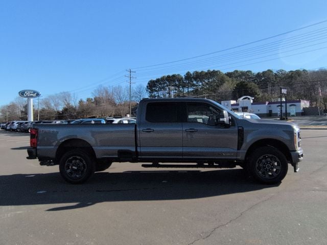 2023 Ford F-350SD Lariat
