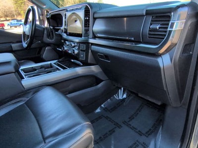 2023 Ford F-350SD Lariat