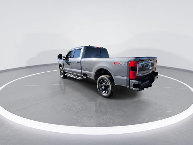 2023 Ford F-350SD Lariat