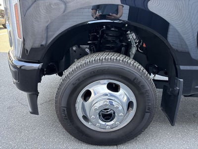 2026 Ford F-350SD Platinum DRW