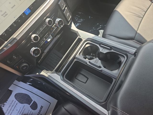2023 Ford F-350SD Lariat DRW