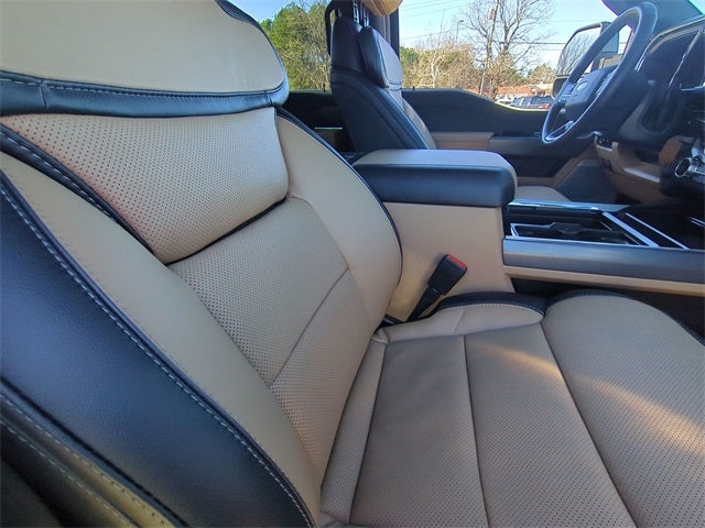 2024 Ford F-450SD Lariat DRW