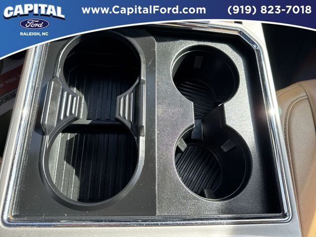 2022 Ford F-450SD Lariat DRW