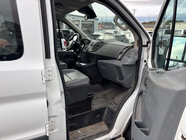 2017 Ford Transit-250 Cargo Base