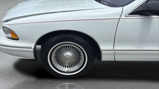 1996 Chevrolet Caprice Classic GARAGE KEPT