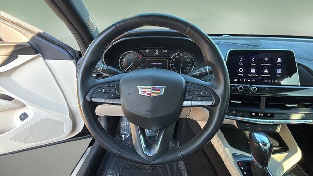 2023 Cadillac CT4 Luxury