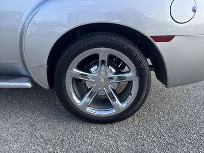2005 Chevrolet SSR Base