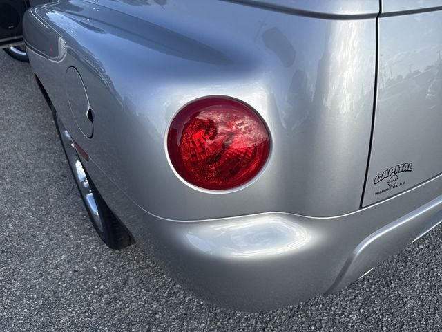 2005 Chevrolet SSR Base