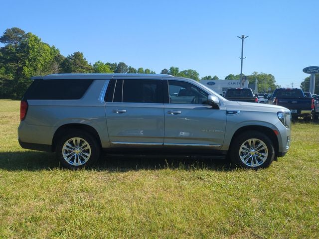 2023 GMC Yukon XL SLT