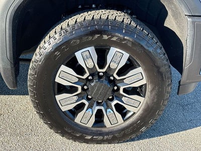 2025 GMC Sierra 2500HD Denali