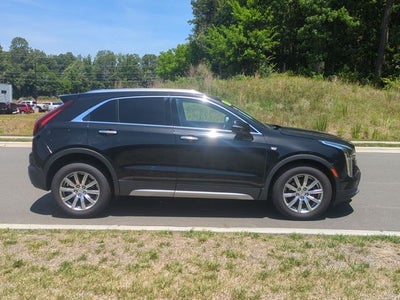2022 Cadillac XT4 Premium Luxury