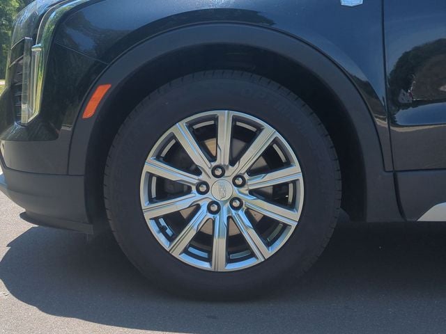 2022 Cadillac XT4 Premium Luxury