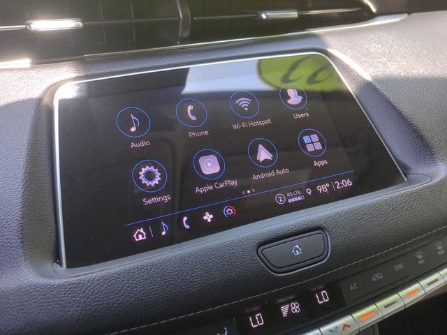 2022 Cadillac XT4 Premium Luxury
