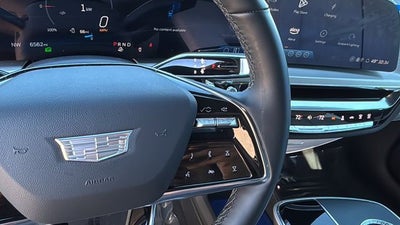 2025 Cadillac LYRIQ Sport