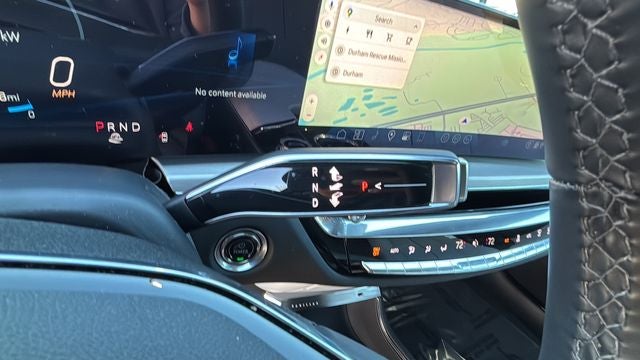 2025 Cadillac LYRIQ Sport