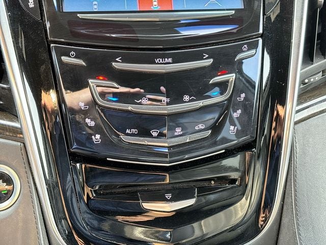 2017 Cadillac Escalade Platinum Edition