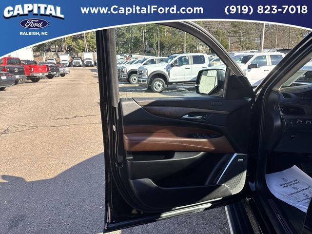 2018 Cadillac Escalade ESV Premium