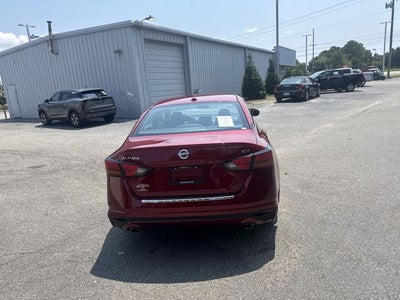 2020 Nissan Altima 2.5 SV