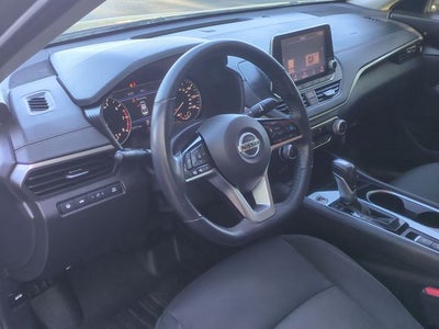 2021 Nissan Altima 2.5 SV