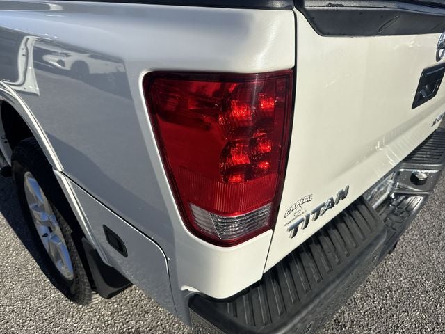 2013 Nissan Titan SL