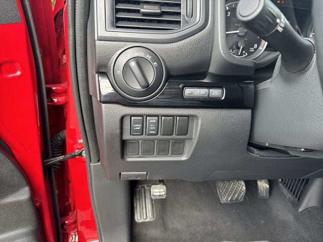 2023 Nissan Titan XD SV