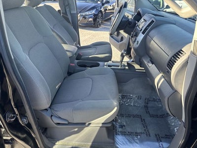 2015 Nissan Frontier SV